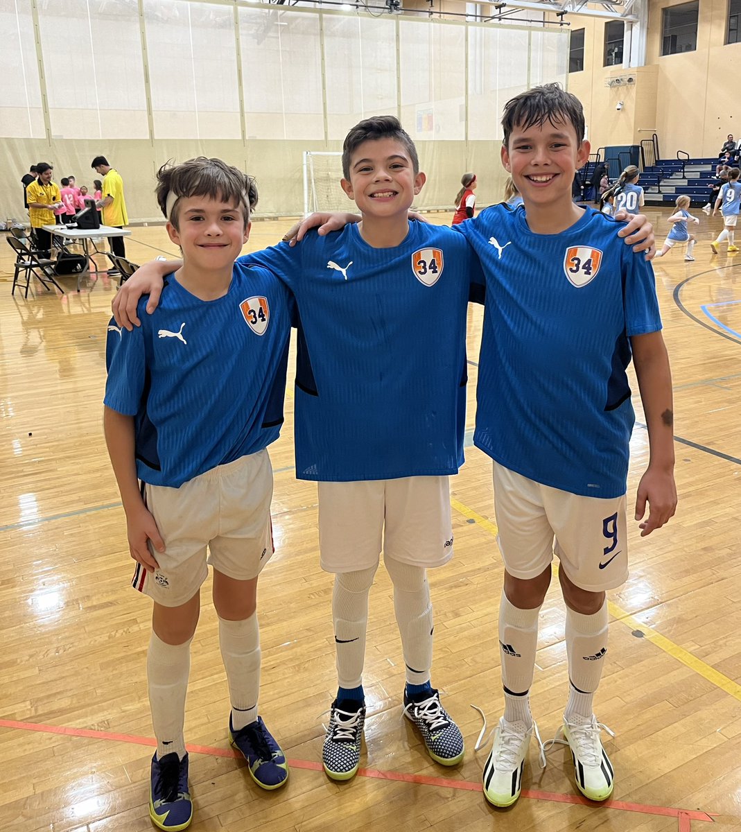 Michael Misetic (@misetic) on Twitter photo FC34, named in honor of the great Walter Payton, playing some futsal this weekend at Unity Junior High School in Chicago! <a href="/paytonsun/">Jarrett Payton</a> FC34, named in honor of the great Walter Payton, playing some futsal this weekend at Unity Junior High School in Chicago! <a href="/paytonsun/">Jarrett Payton</a>