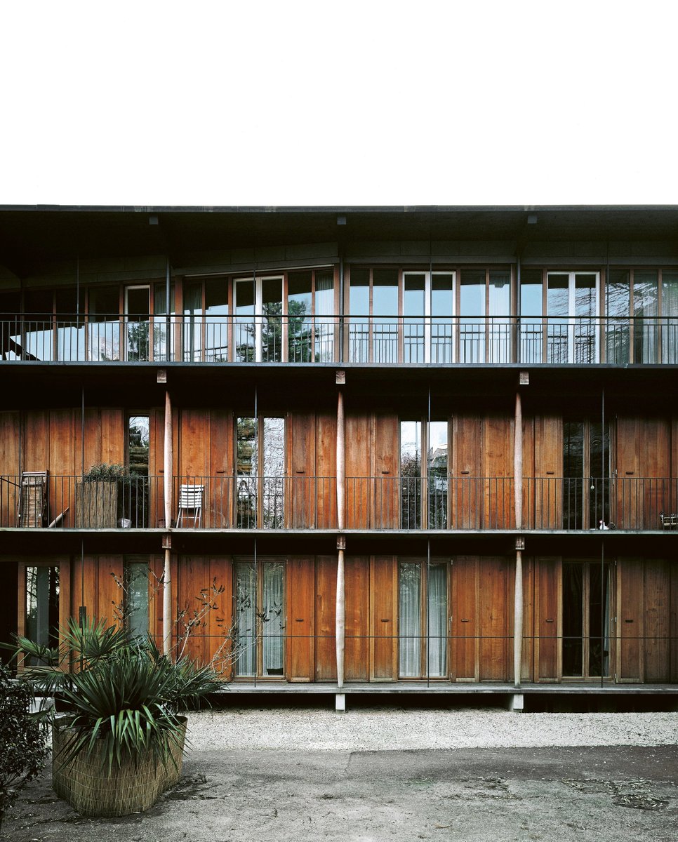 Model 1984. Apartment Building along a Party Wall Hebelstrasse Basel. Herzog de Meuron.