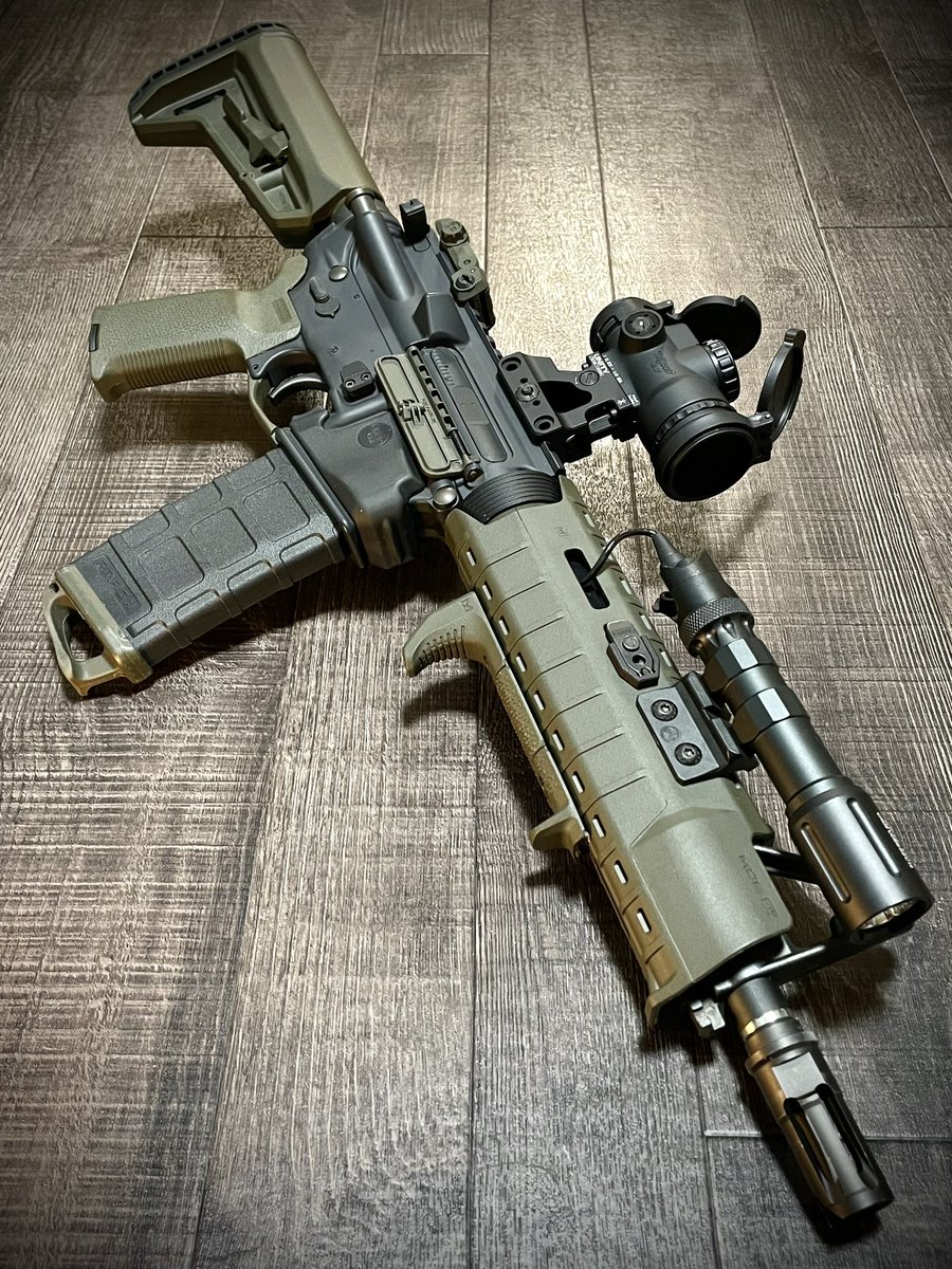 mizz0418's tweet photo. Aimpoint PROはMASADAにトレードされたので、こっちはMRO (Patrol)に https://t.co/W7kh1Jml46