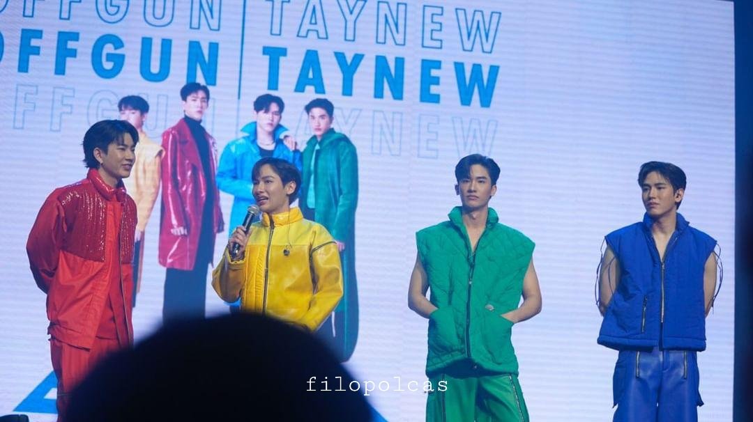 filopolcas's tweet photo. CHRISTMAS CAME EARLY FOR POLCAS AND BABIIIS TONIGHT! 💙💚
#BELUCA1stFMinManila

The feelings we had tonight truly have NO DEFINITION. To have COME CLOSER with our favorite boys is truly a dream come true! EVERYTHING IS MAGIC with you.

To all the Polcas & Babiis who gave their support from Day 1 of preparation to D-Day, MARAMING SALAMAT! Your support brought us all a long way together. 

Until the next time we see you, @Tawan_V @new_thitipoom @off_tumcial @AtthaphanP ❤️💛💚💙