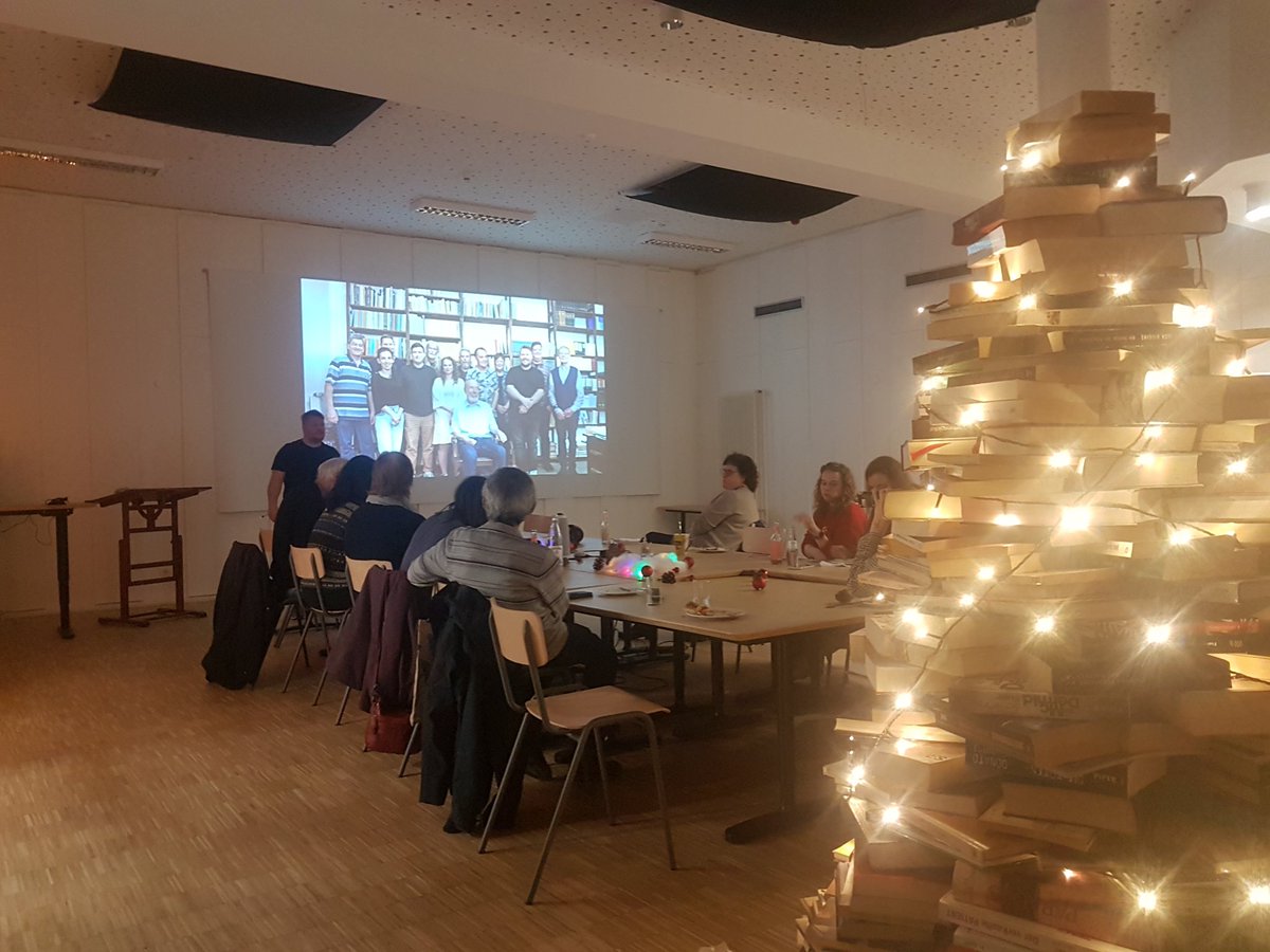 Weihnachtsfeier beim Entomologischem Verein Krefeld. Das Jahr und der Umzug in das neue Domizil ist abgeschlossen. Viele Tage Arbeit von vielen Ehrenamtlichen. <a href="/entomologica_de/">Entomologischer Verein Krefeld</a>