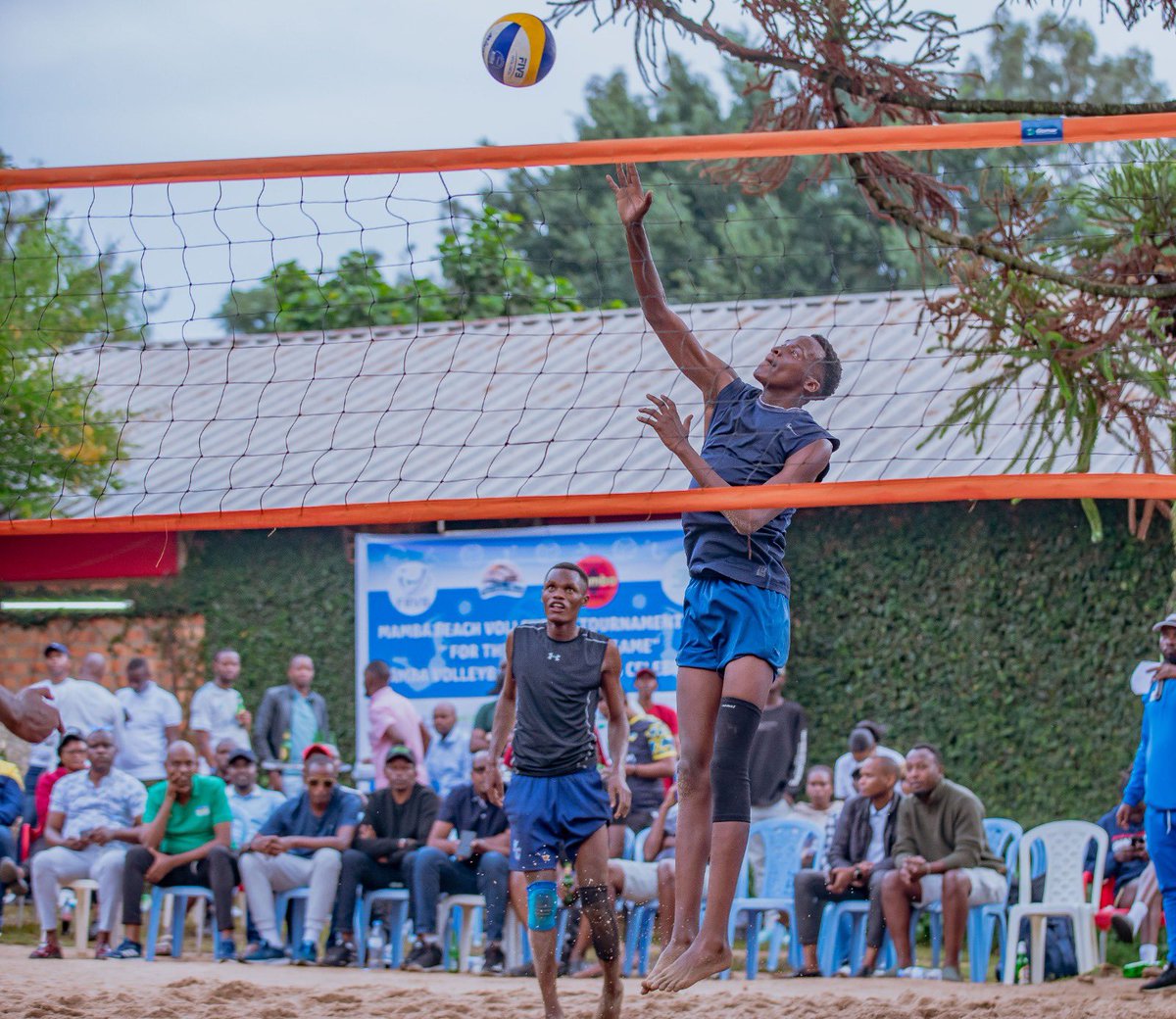 #MAMBABeachVolleyball
Second game results (Men)

Nzirimo &amp; Niyikiza 2-1 Kwizera &amp; Niyonshima.

(21-18,24-26,9-15)

#RwandaVolleyball