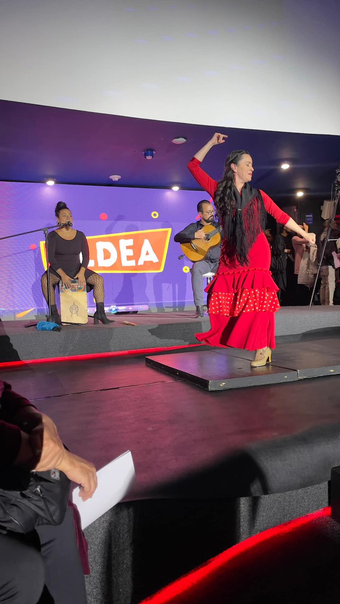 InnpulsaCol's tweet photo. Así fue el cierre de ALDEA Bogotá Cultural y Creativa, y ALDEA Empodera, Durante el encuentro se reconoció el compromiso y desarrollo de algunos de los emprendimientos beneficiados más destacados, en las categorías Aldea internacional, ALDEA empodera y ALDEA exponencial.👏🏻🇨🇴 https://t.co/DPc7qoNs5K
