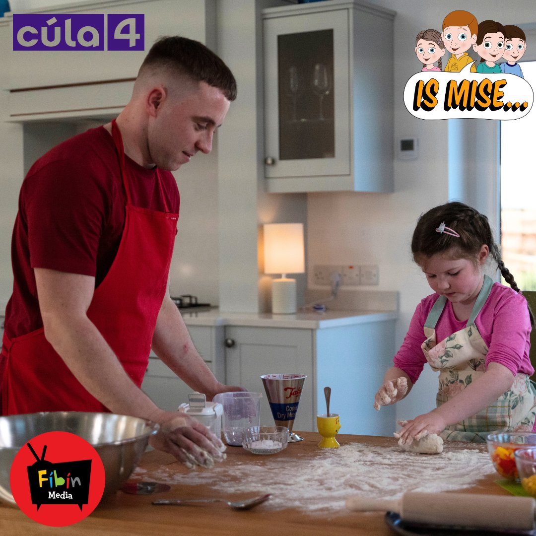 FibinMedia's tweet photo. Féach ar eipeasóid nua Is Mise Dé Luain an 18ú Nollaig ag 9:36am ar @Cula4_TG4! Téann Síofra chuig teach an chef Paddie agus déanann Síofra píotsa den chéad uair.
#IsMise # Cula4 #TG4 https://t.co/SSwBR42QhR