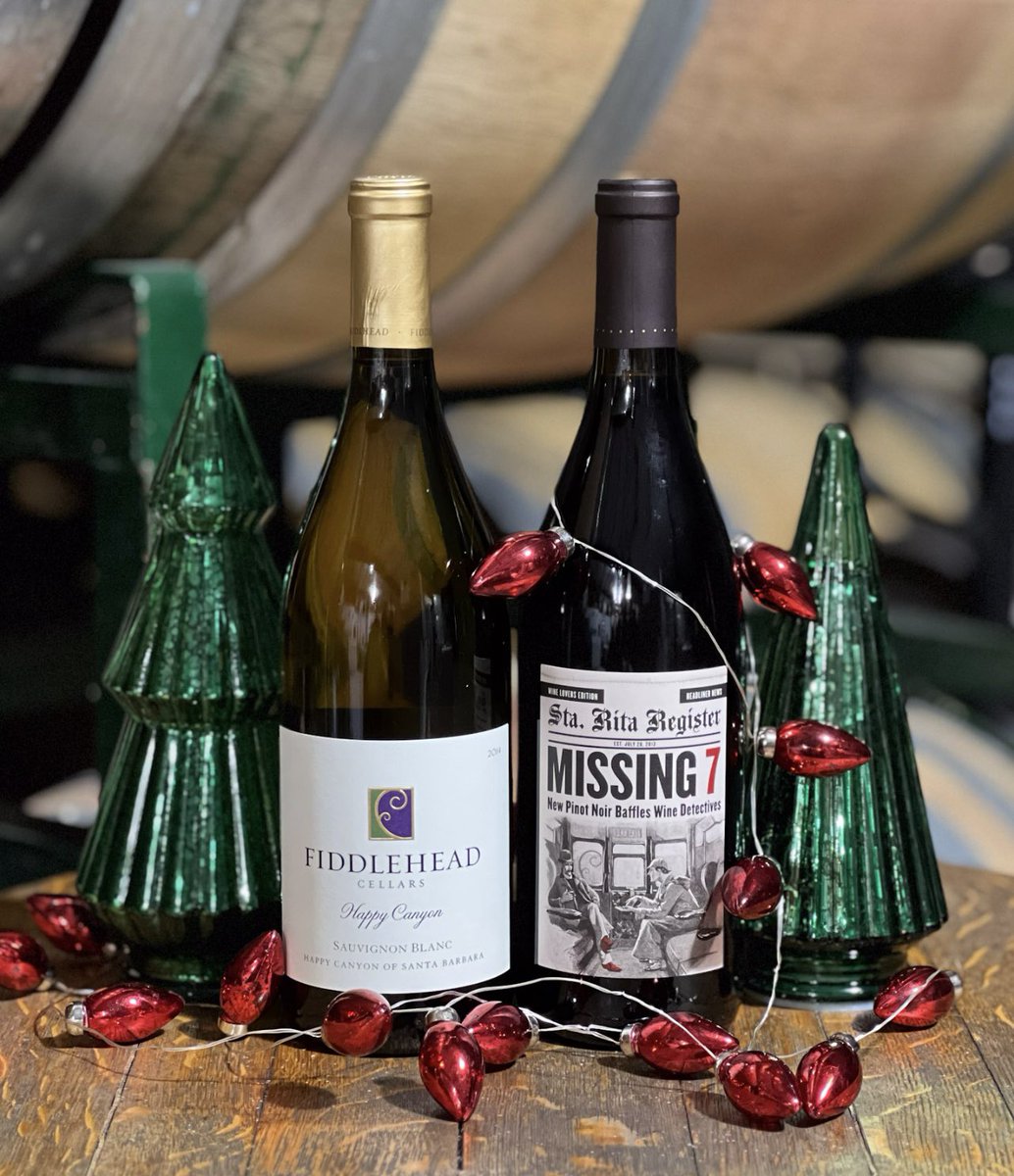 I'm Dreaming of a White Christmas, BUT if the White runs out I'll drink the Red. 🍷 

#fiddleheadwine #fiddleheadcellars #wine #winetime #wineweekend #winehumor #winery #localwinery #californiawinery #winelover #pinotnoir #sauvignonblanc #holidaywine #12daysoffiddlehead
