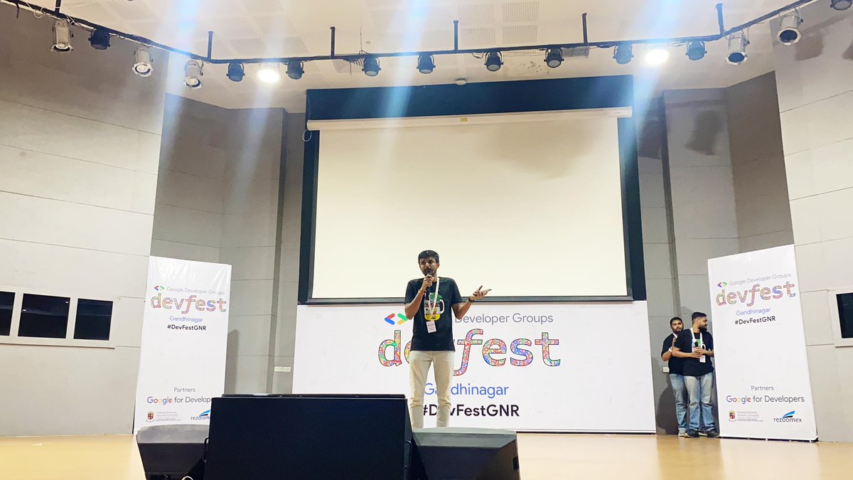 GDG_Gandhinagar's tweet photo. Drumroll, Please! Setting Sail into Tech Excellence with  @yatendrasinh 
#DevFestGandhinagar #DevFestGNR #GDGGNR
@BhaveshAValand @jansariparth @yatendrasinh @devshreyan @arifkhoja_ https://t.co/cokMtUEJed