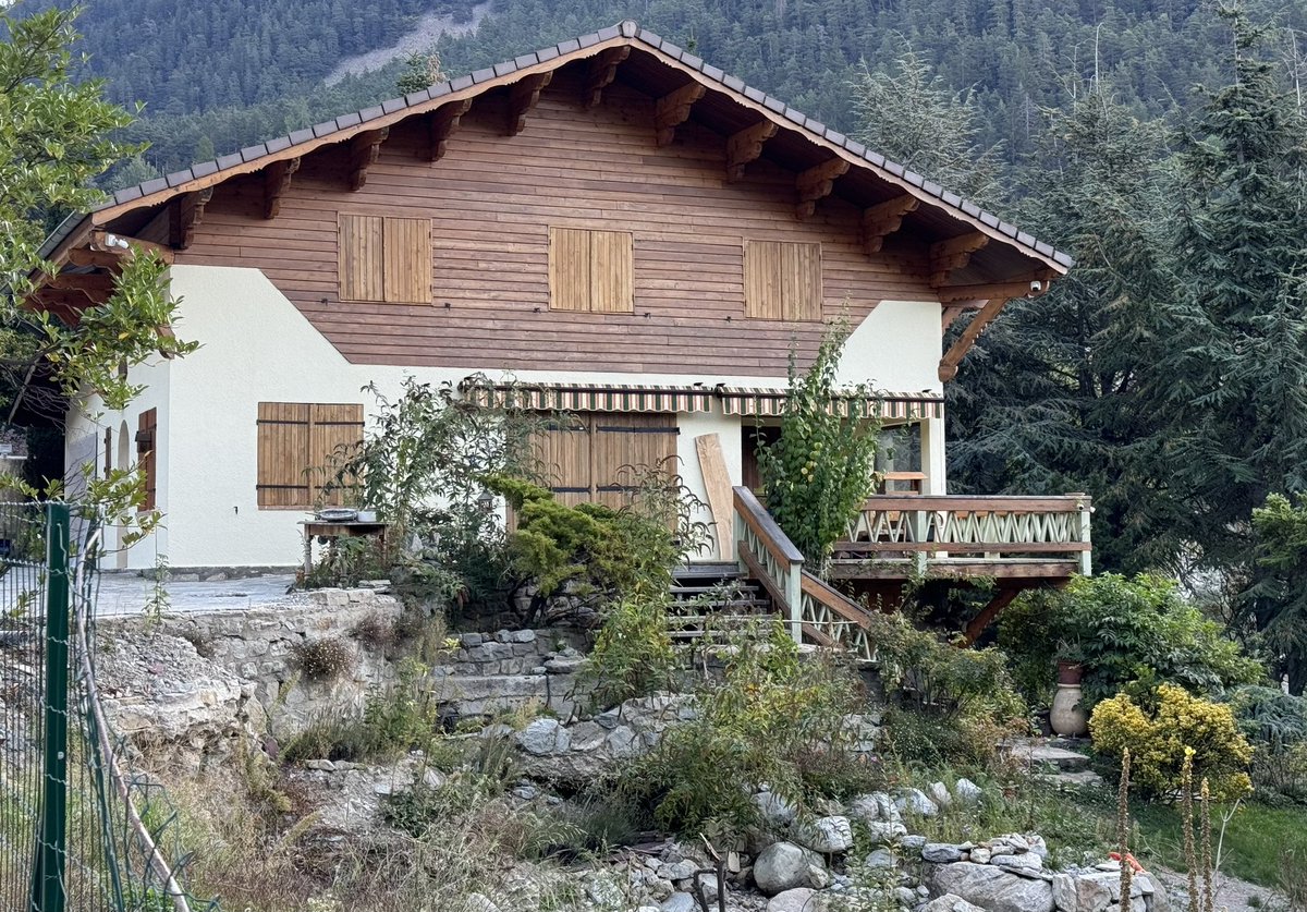 Laurent_Lea's tweet photo. #shotoniphone
#saintmartinvesubie
#venanson
#smv
#mercantour
#explorenicecotedazur
#département06 https://t.co/bu3SDWLxme
