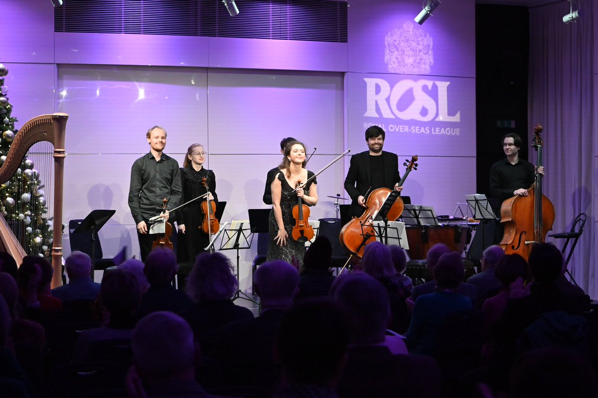 Winter from Vivaldi‘s Four Seasons at <a href="/ROSLARTS/">ROSL ARTS</a> with the lovely Fibonacci Quartet and Daniil Margulis ❄️🤍