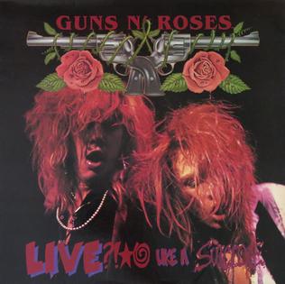 TheDuckLR's tweet photo. #GunsNRoses released their debut EP "Live ?!*@ Like a Suicide" December 16th, 1986.
#RecklessLife #NiceBoys #MoveToTheCity #MamaKin https://t.co/kfxlbBJUyv