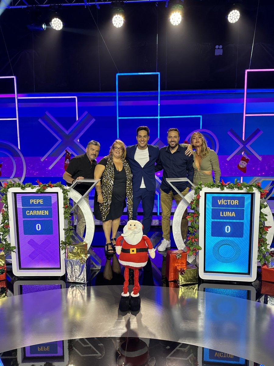 EnRayartvc's tweet photo. ¿No les huele ya a #navidad?  Nos vemos esta tarde a las 16.30 con unos invitados muy especiales

#EnRaya @RTVCComunica @RTVCComunica https://t.co/By29mid1wj