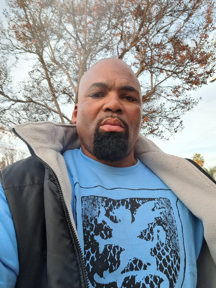 Happy Friday everyone " Leo style"