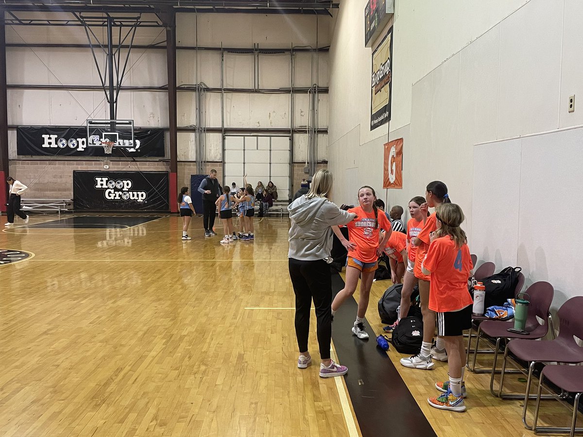 Krayl vs Krayl!  Love the intensity of the players and the coaches!!! 🩵🧡 @lizkrayl <a href="/Shoreshots2029/">Jason C. Krayl</a>