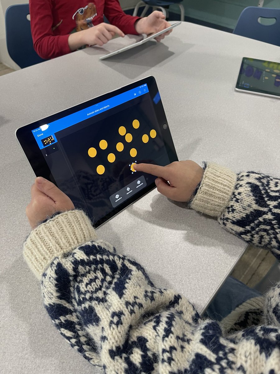 Using animation in #KeyNote to show how particles attracted together to form stars! #Grade2 #Montessori #EdTech