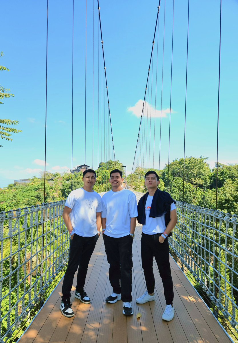 callme_jam95's tweet photo. Mga Tito mong laagan 🖤🤍. #AmayaView https://t.co/2VZYMAUklJ