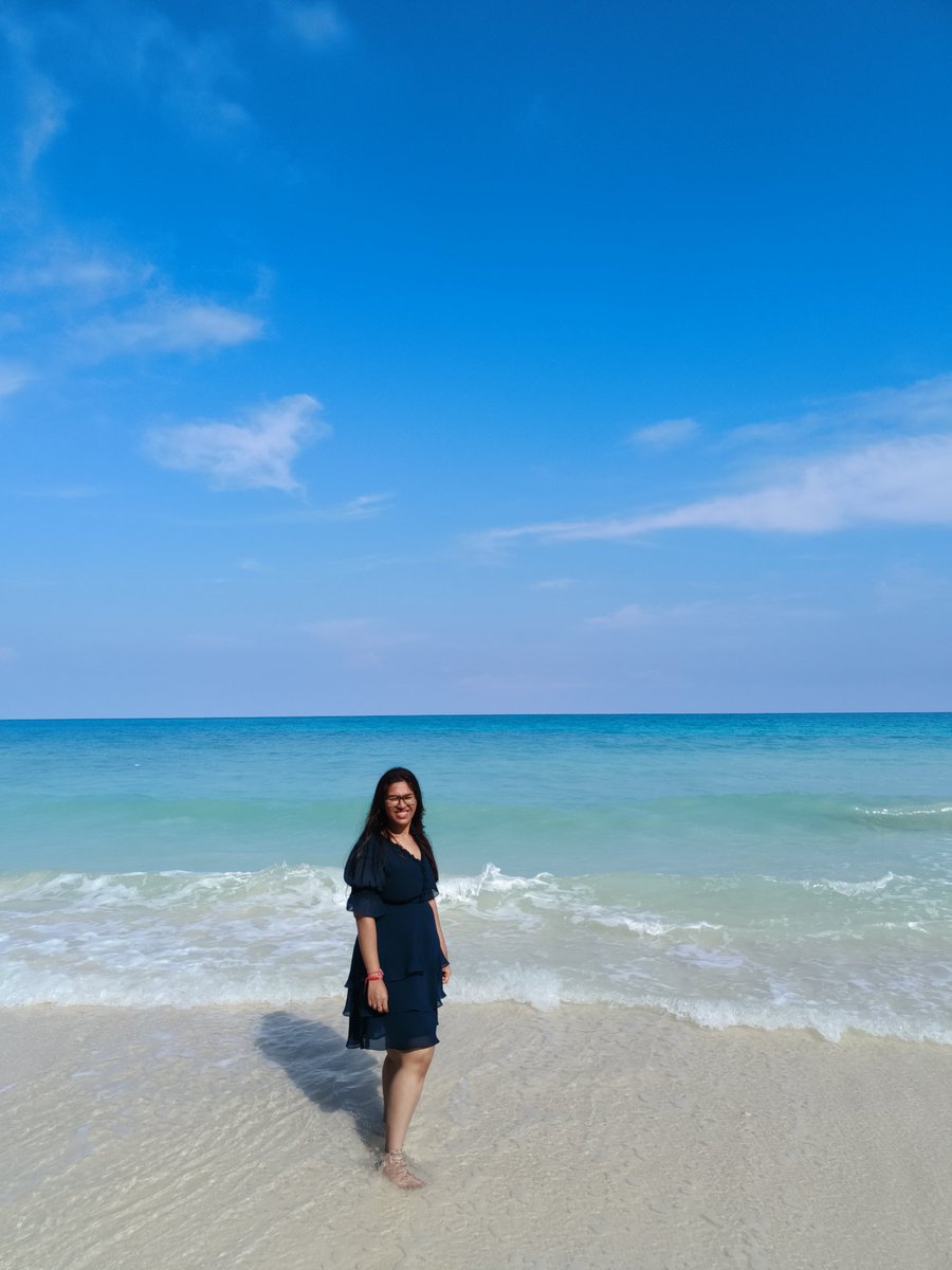 Just blue blue all around 💙🏝️