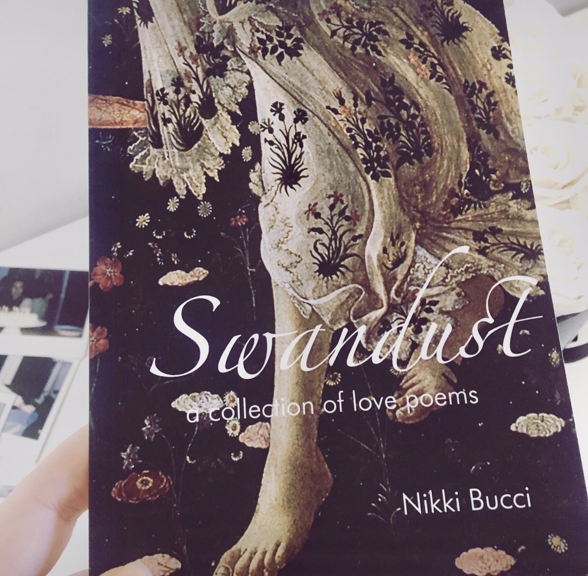 nikki_bucci's tweet photo. Christmas gift poem book on amazon 🦢 https://t.co/PjnLBMiVHB