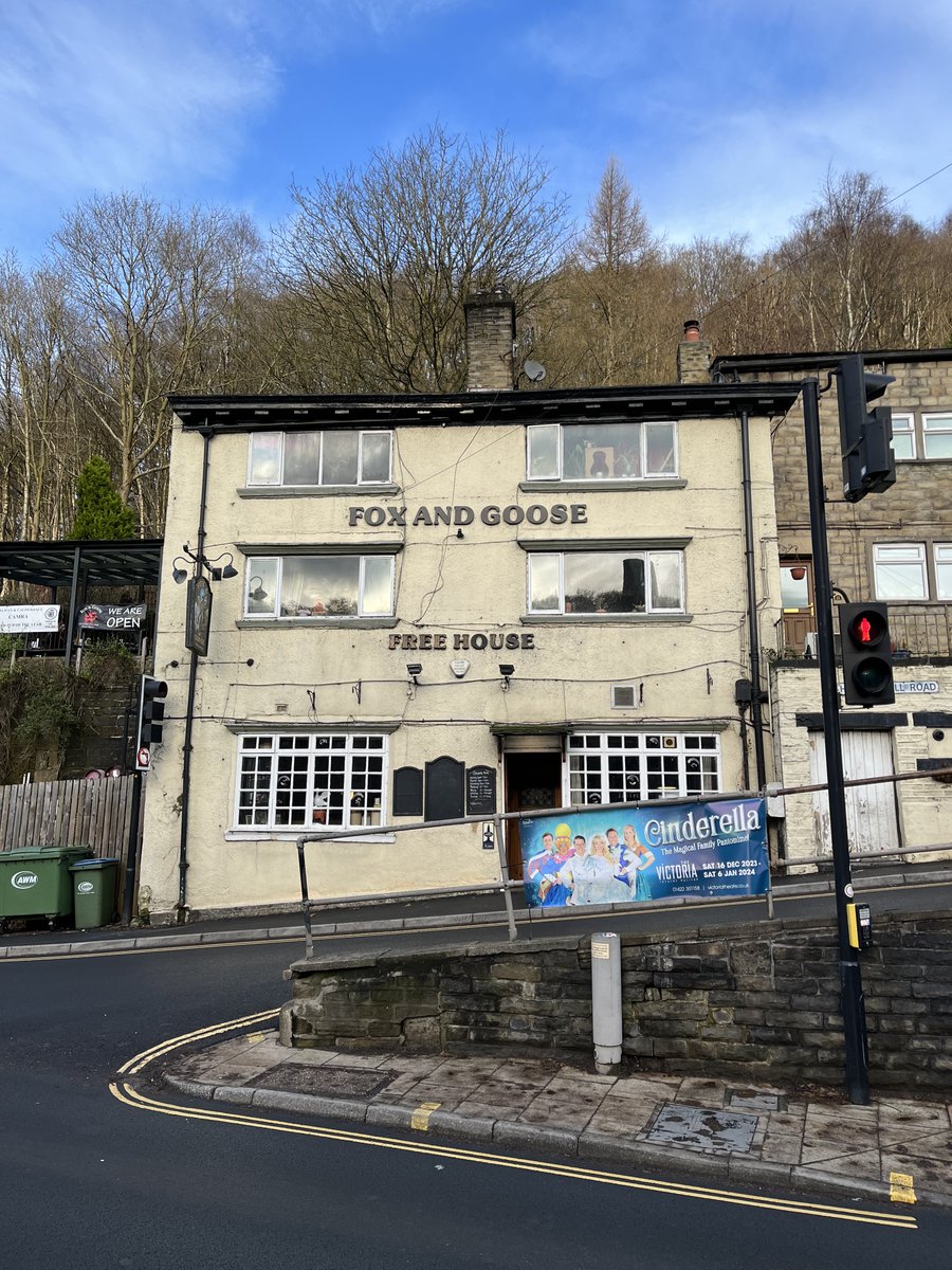 geoffclphm's tweet photo. Rochdale (a). Hebden Bridge. #YCFC #ForzaYork https://t.co/Mf2B2cPuaW