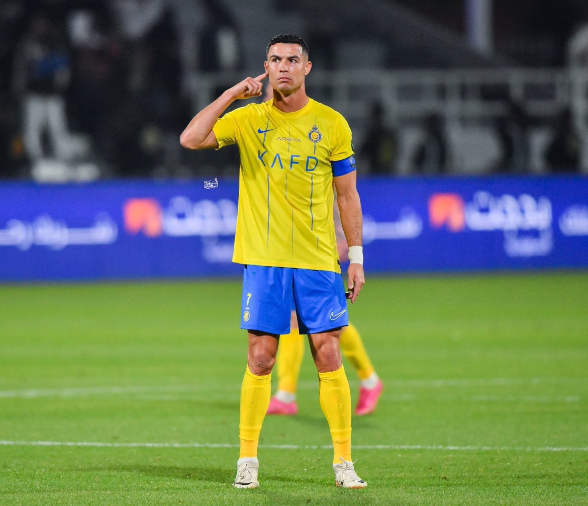 SaudiFootPlus's tweet image. 🚨 After the first half of the Saudi Pro League season 
Cristiano Ronaldo has the most goals 16 and the most direct goal involvement 24 💪

The GOAT 🐐