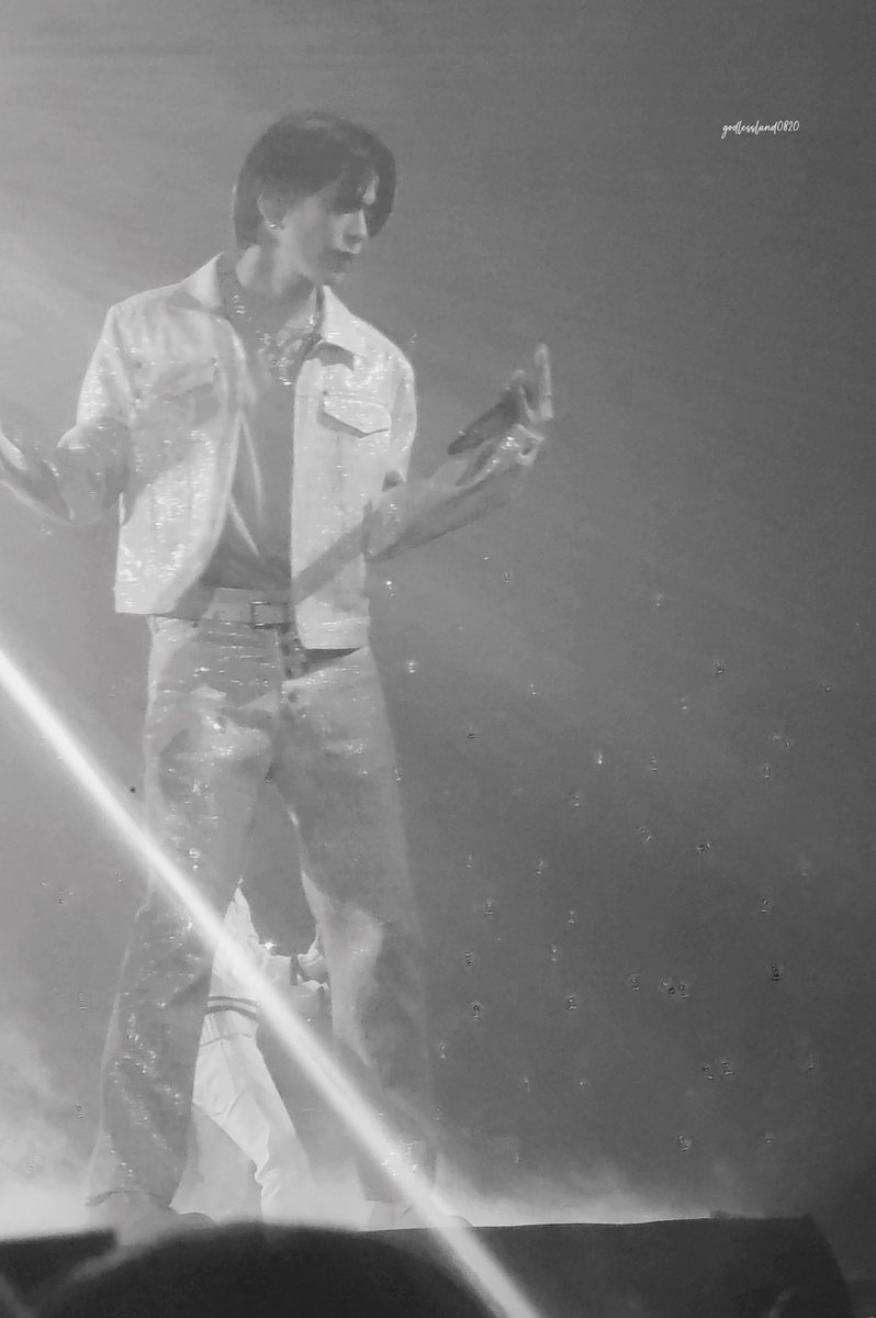 #트레저 #TREASURE #トレジャー
#아사히 #ASAHI #アサヒ
🖤🖤

#TREASURE_REBOOT_IN_SEOUL_Day2