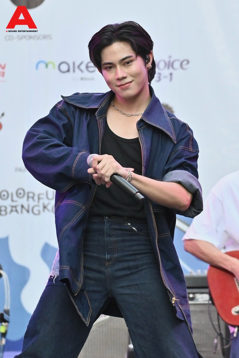 around_ent's tweet image. “โอม” #OhmPrimeTime ร่วมสร้างความสนุกในเทศกาลดนตรีสุดแรนด้อมที่ใหญ่ที่สุดในสยามประเทศ PEPSI, PMCU and NYLONTHAILAND present Siam Music Fest 2023

#SiamMusicFest2023
#SiamMusicFest #SMF23
#PRIMETIMEth