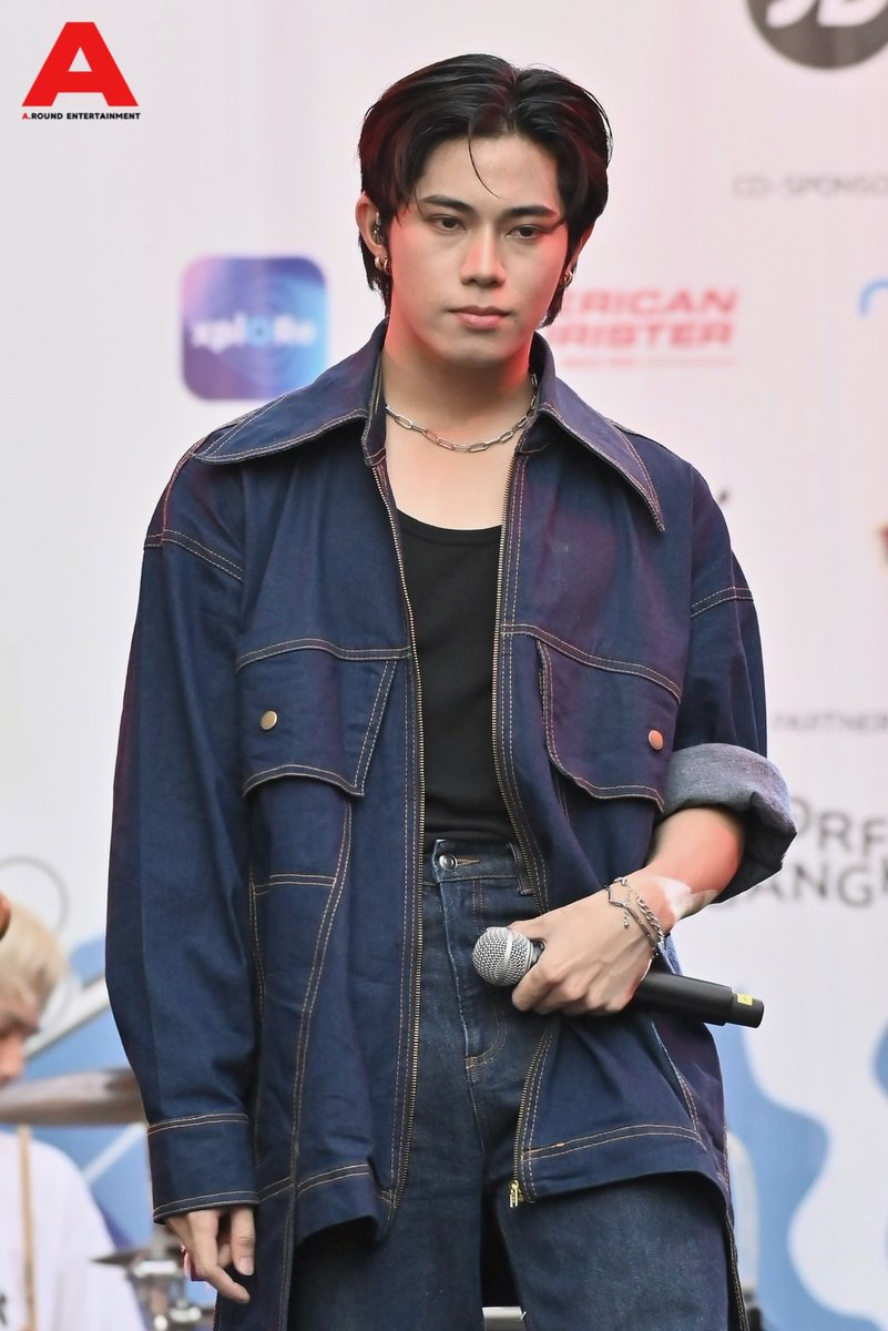 around_ent's tweet image. “โอม” #OhmPrimeTime ร่วมสร้างความสนุกในเทศกาลดนตรีสุดแรนด้อมที่ใหญ่ที่สุดในสยามประเทศ PEPSI, PMCU and NYLONTHAILAND present Siam Music Fest 2023

#SiamMusicFest2023
#SiamMusicFest #SMF23
#PRIMETIMEth