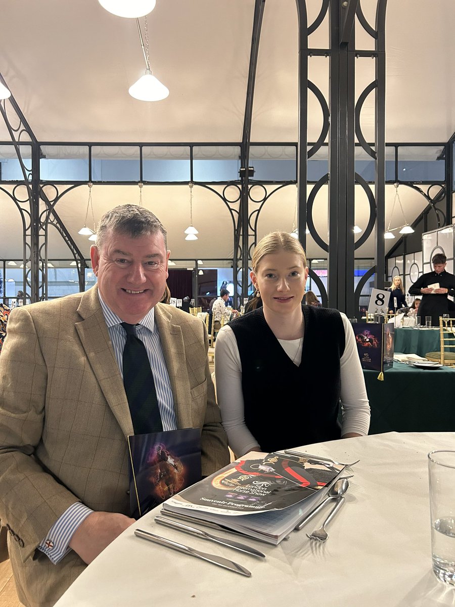 farmerrayner's tweet image. The Rayner Family are proud to support London International Horse Show. @nfum_Marlow @TheNAAC