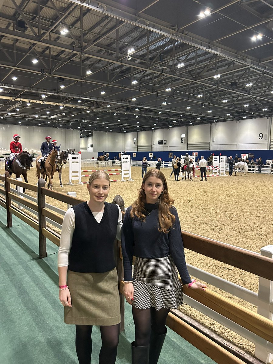 farmerrayner's tweet image. The Rayner Family are proud to support London International Horse Show. @nfum_Marlow @TheNAAC