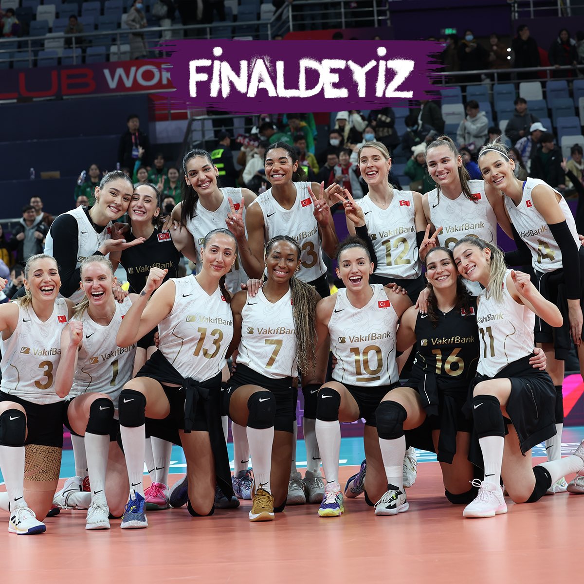 FIVB Kulüpler Dünya Şampiyonası'nda finale yükselen EFSANE kadın voleybol takımımızı gönülden tebrik ediyoruz.🖤💛 #ForMore #ClubWorldChamps @VakifBankSK