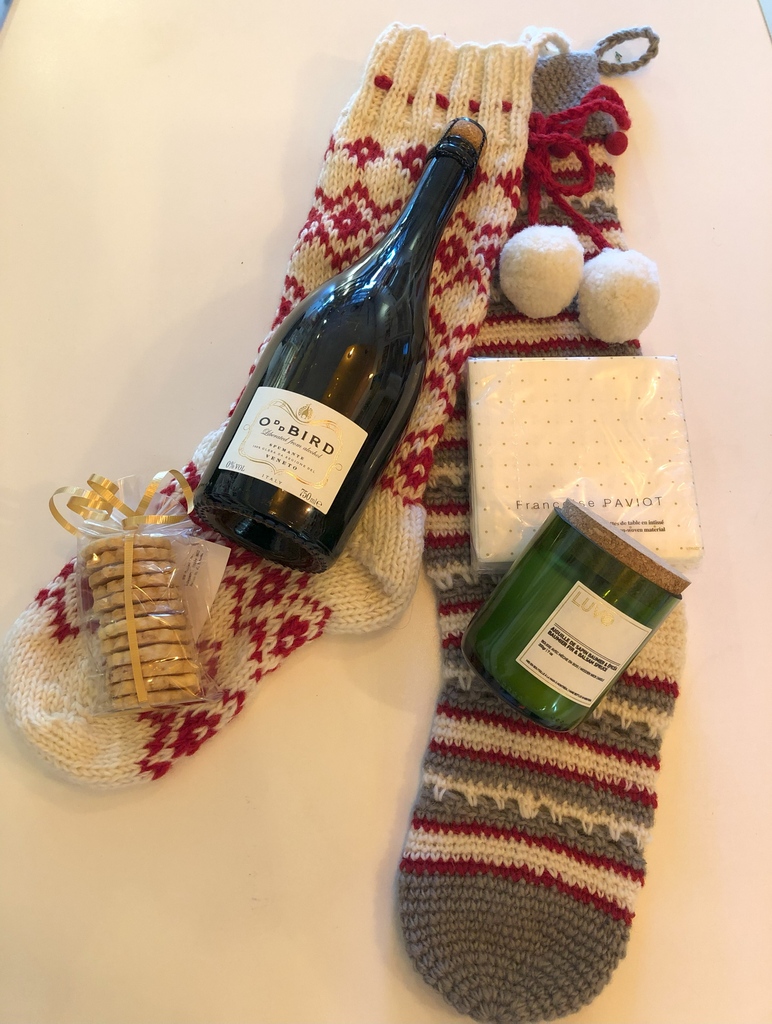 In need of a stocking?
Spend $25+ and get wholesale price on a stocking

linkin.bio/ub_social