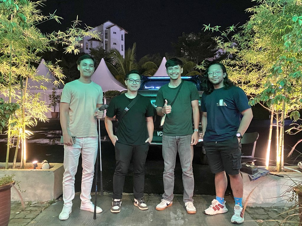 __iwann's tweet photo. Reunited. https://t.co/EMAIZ7wHUT
