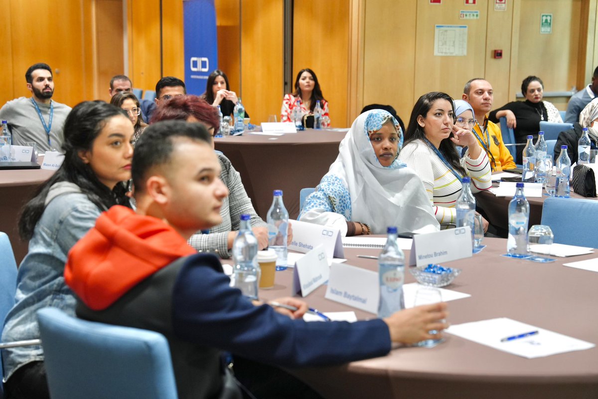 kaiciidar's tweet photo. يوم غني بالمعرفة في #لشبونة!

نشارككم لمحة عن جلسة هذا الصباح ضمن التدريب الثالث لبرنامج #صحافة_للحوار في لشبونة، حيث يشارك معنا الزملاء في رحلة المعرفة والتطوير. 🎓📰

#كلنا_كايسيد https://t.co/emm8mxHIuI