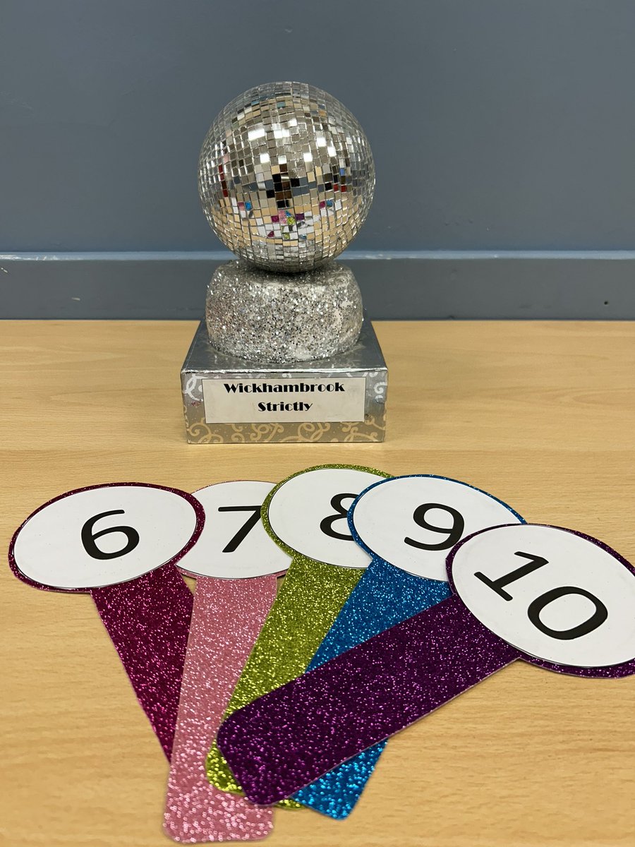 This week saw our very own Strictly Come Dancing competition. It was the culmination of a half term of dance lessons. We saw children dancing the tango, salsa, street and even the pasodoble! Very impressive. Well done to Foxes class who lifted the glitter ball! 39/40! 🕺💃