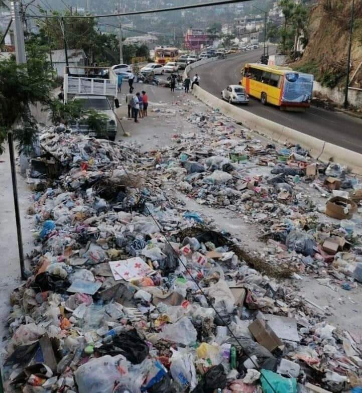 VarptiniRamirez's tweet photo. send photos of waste, get rewards #CleanApp https://t.co/wL8ziw7nH0