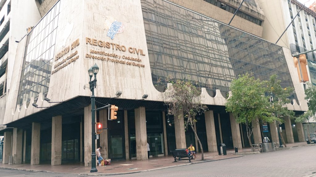 RCivil_Zona8's tweet photo. 🔵 GUAYAQUIL | Con normalidad iniciamos la atención en el servicio de pasaportes ordinarios previo agendamiento de turno en el portal web.
🏛️ Agencia Centro (Av. 9 de Octubre)
🏛️ Agencia Gobierno Zonal (Av. Francisco de Orellana)
🕣 08:00 a 14:00.
#ElNuevoEcuador 🇪🇨 https://t.co/ugwj8AOLqA