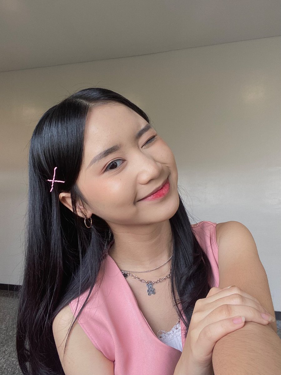 Alyaamandafth_'s tweet photo. Thankyou untuk M&amp;G dan 2shot hari ini, semogaa kita bisa bertemu lagii yaa!🌸💕 https://t.co/hNQW1vbSS7
