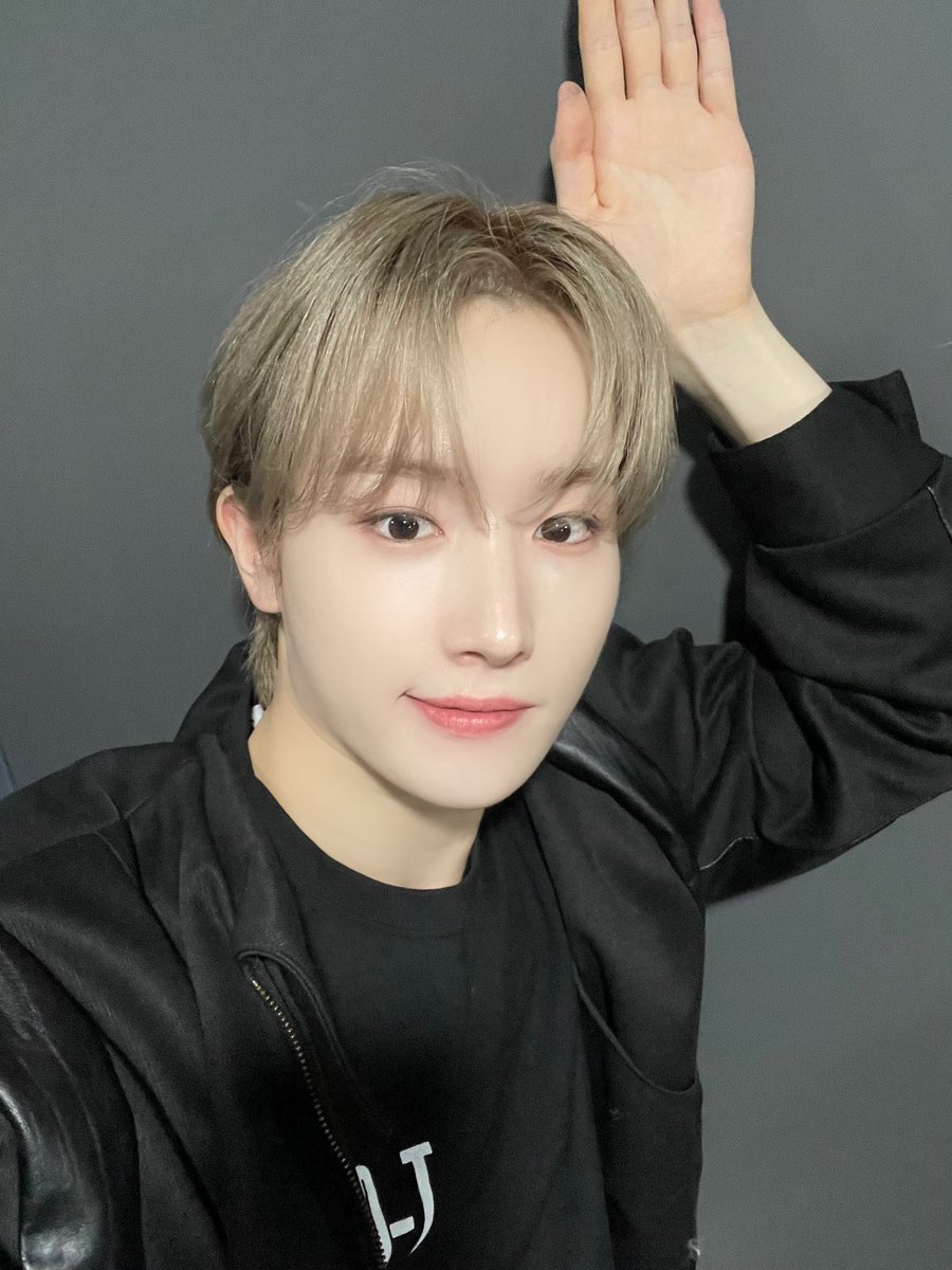 TPST_twt's tweet photo. [#혁] 🐰 https://t.co/XvLhZaWkun