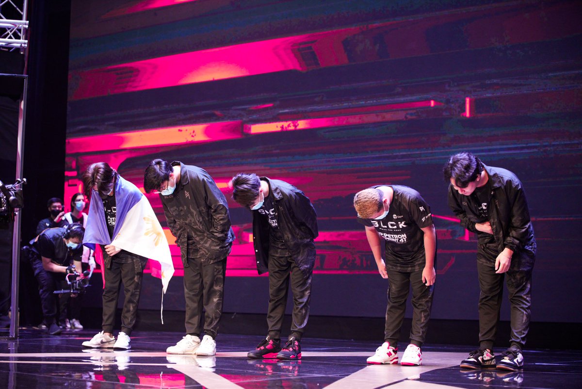 Fabaji_babiiVW's tweet image. they&apos;ve counted you out from the beginning of mpl ph but still you&apos;ve made this far and proven the doubters wrong.

we are so proud of y&apos;all so heads up coz it is still a good run! #BreakTheCode