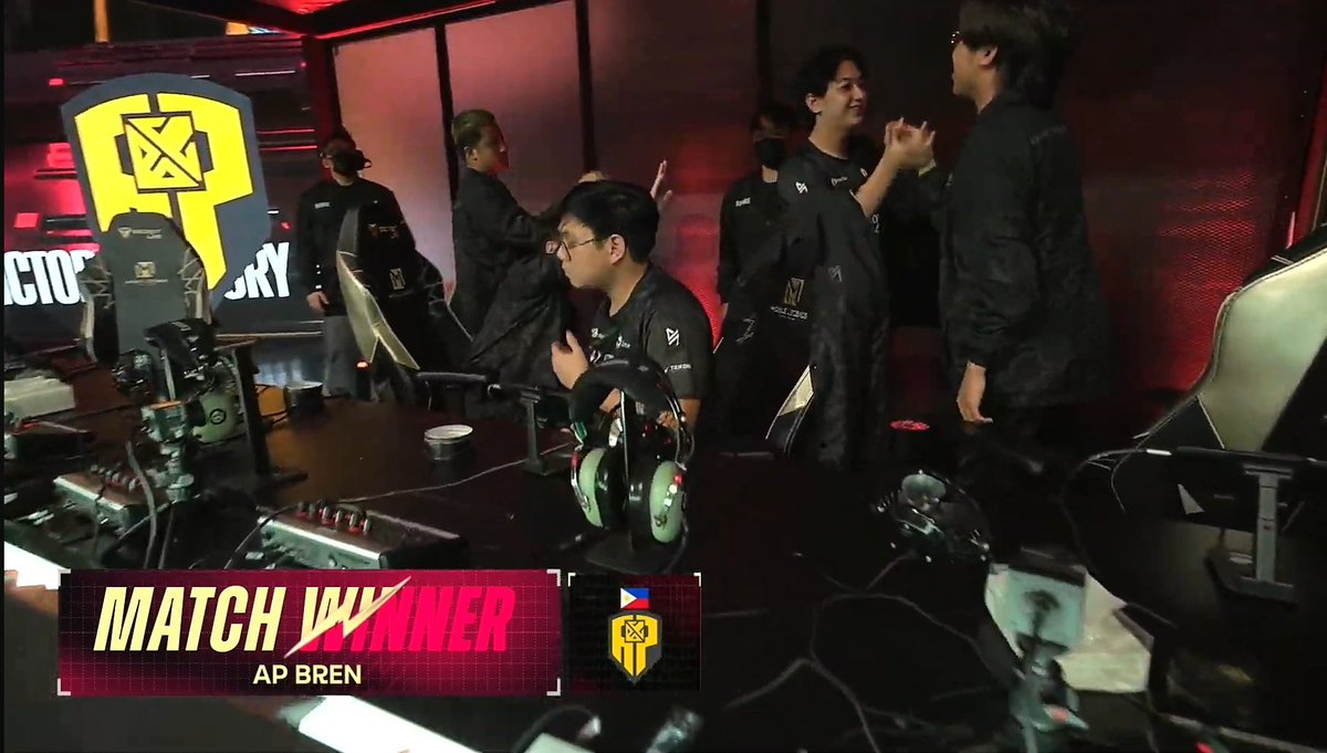 Fabaji_babiiVW's tweet image. they&apos;ve counted you out from the beginning of mpl ph but still you&apos;ve made this far and proven the doubters wrong.

we are so proud of y&apos;all so heads up coz it is still a good run! #BreakTheCode