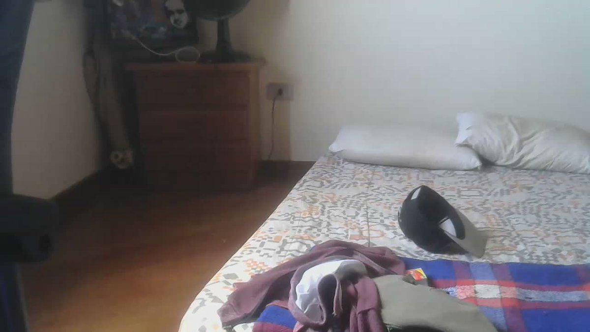 sleepstreamers's tweet photo. pretoriaan is live now! https://t.co/oZh4y93ygO https://t.co/BJ3GRmmnxA