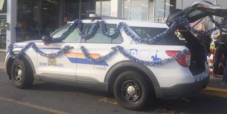 RCMPNS's tweet photo. Good morning, #Inverness!  Join us at the Co-Op to make a difference! Help us Stuff a Cruiser with your food and monetary donations – all supporting our vibrant local community! We'll be there until noon. See you there! #CommunityStrong #giveback https://t.co/YsE1DfqbOm