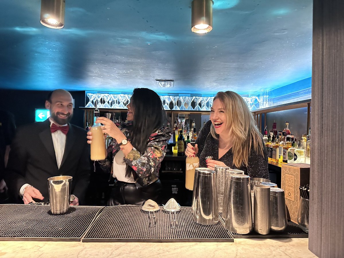 Anita Jewitt tweet media