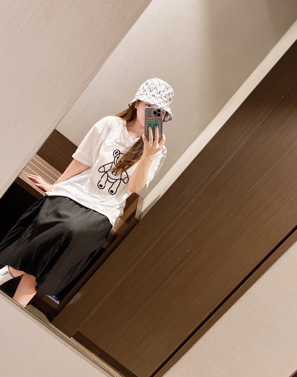 Vân Mjn Kool tweet media