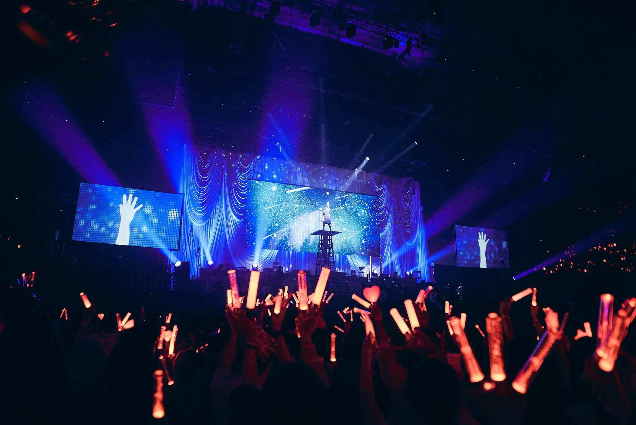 天月-あまつき-/Loveletter from Moon at 日本武道館 … Loveletter from Moon」at 日本武道館 LIVE FILM | 天月
