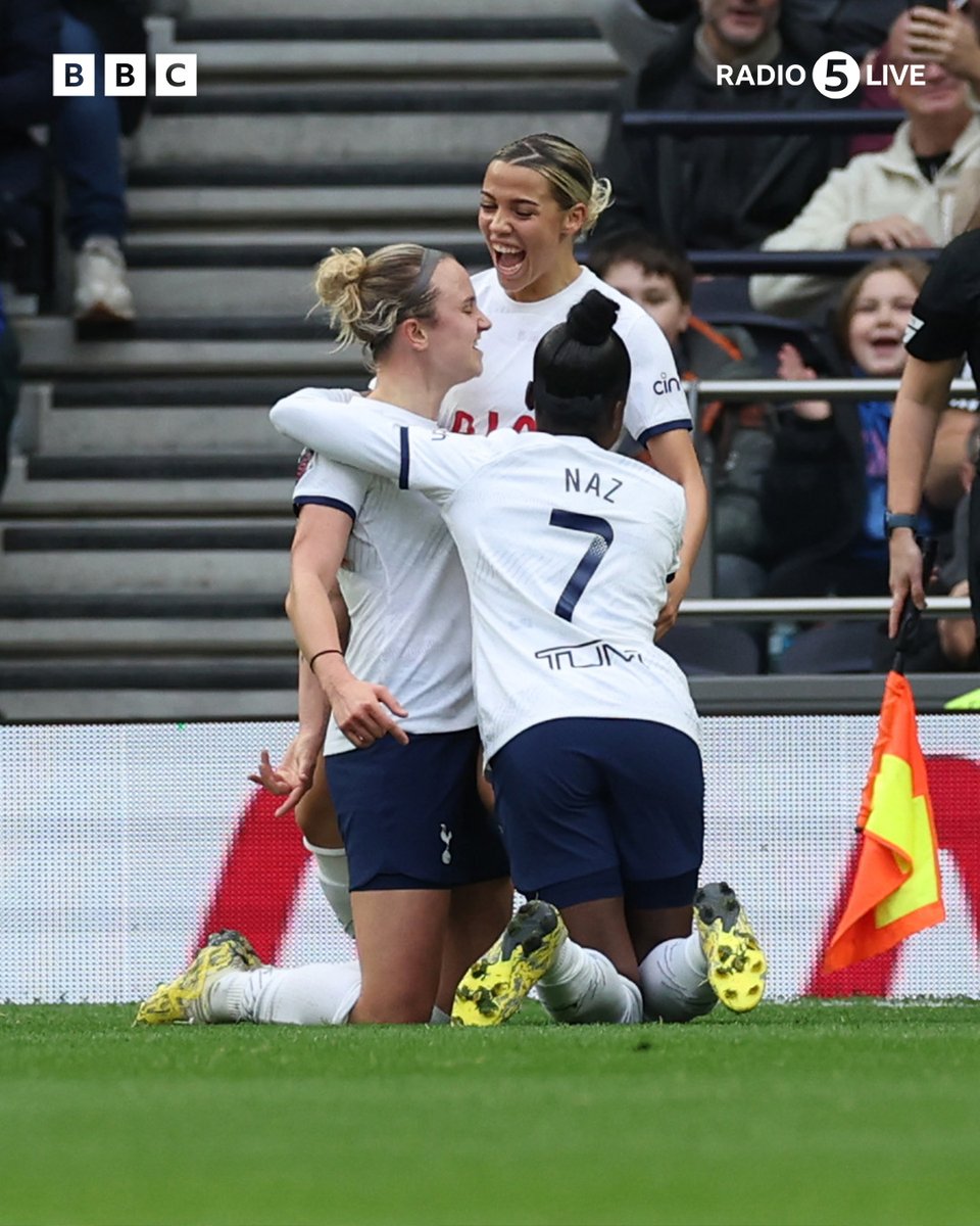 A big shock is on 👀

Tottenham have NEVER beaten Arsenal in the WSL...

But Martha Thomas has put them ahead in the North London derby 😲

#BBCFootbal #WSL #TOTARS