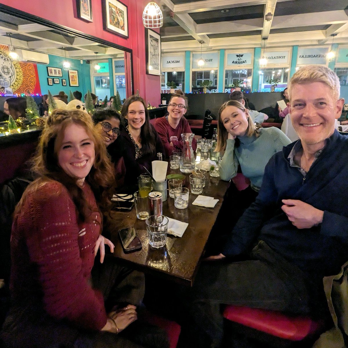 Stuart Campbell (@stuartacampbell) on Twitter photo Just wrapped up a fabulous #BES2023 conference <a href="/BritishEcolSoc/">British Ecological Society</a> with some great science from the Campbell Lab and <a href="/PPS_UoS/">Plants, Photosynthesis and Soil</a>, incl <a href="/upzitupzi/">Upuli Wickramaarachchi</a> <a href="/HannahR_B1/">Hannah</a> <a href="/rachael_haw/">Rachael Haw</a>, Abby Barton, and alum @em_ellis_.
#chemicalecology #insects #tacos Just wrapped up a fabulous #BES2023 conference <a href="/BritishEcolSoc/">British Ecological Society</a> with some great science from the Campbell Lab and <a href="/PPS_UoS/">Plants, Photosynthesis and Soil</a>, incl <a href="/upzitupzi/">Upuli Wickramaarachchi</a> <a href="/HannahR_B1/">Hannah</a> <a href="/rachael_haw/">Rachael Haw</a>, Abby Barton, and alum @em_ellis_.
#chemicalecology #insects #tacos