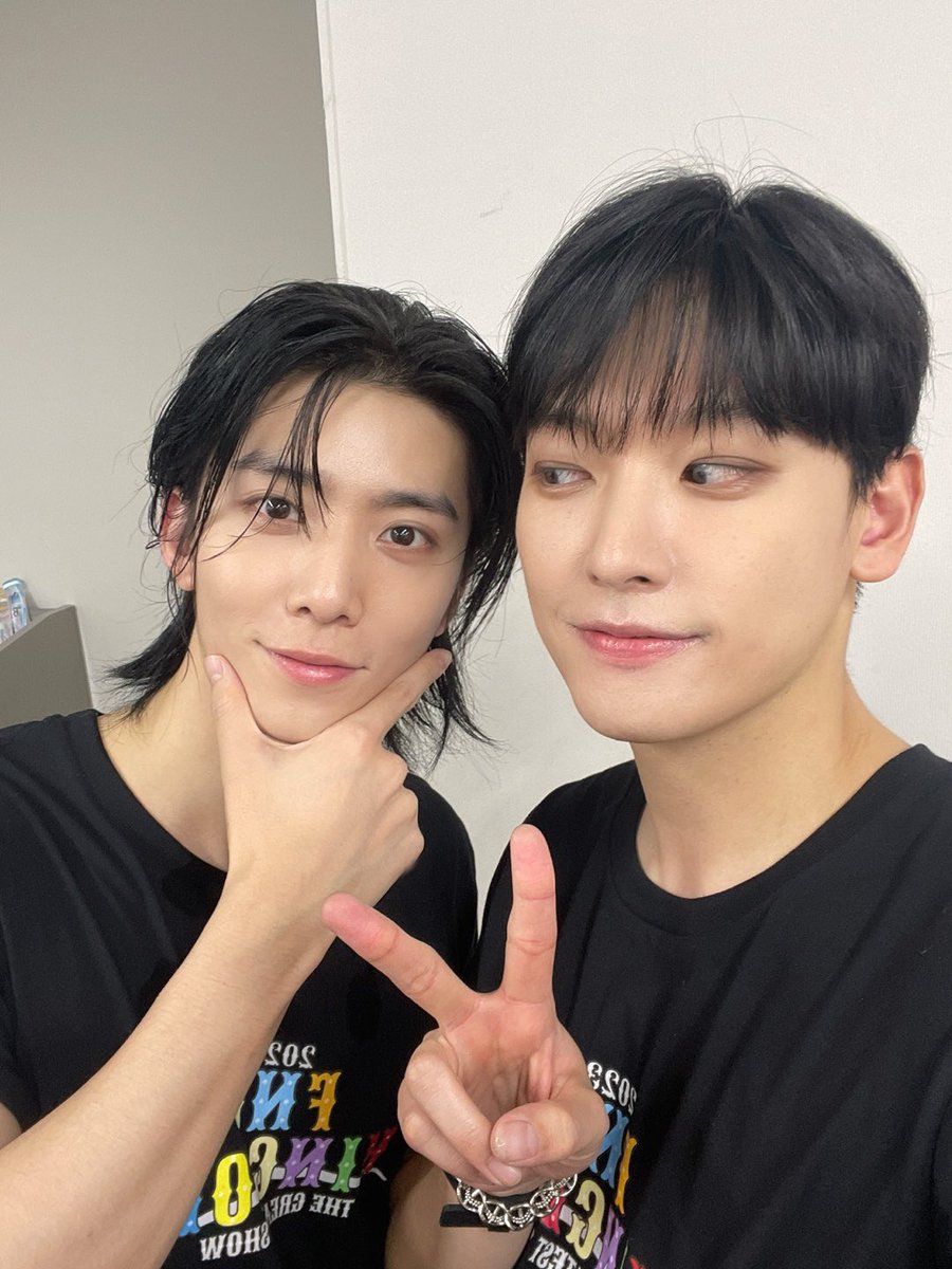 SF9official's tweet photo. 균이와나… 나와균이? 리턴즈❤️
#SF9 #INSEONG #HWIYOUNG #균이와나 https://t.co/gP9EoBjriU