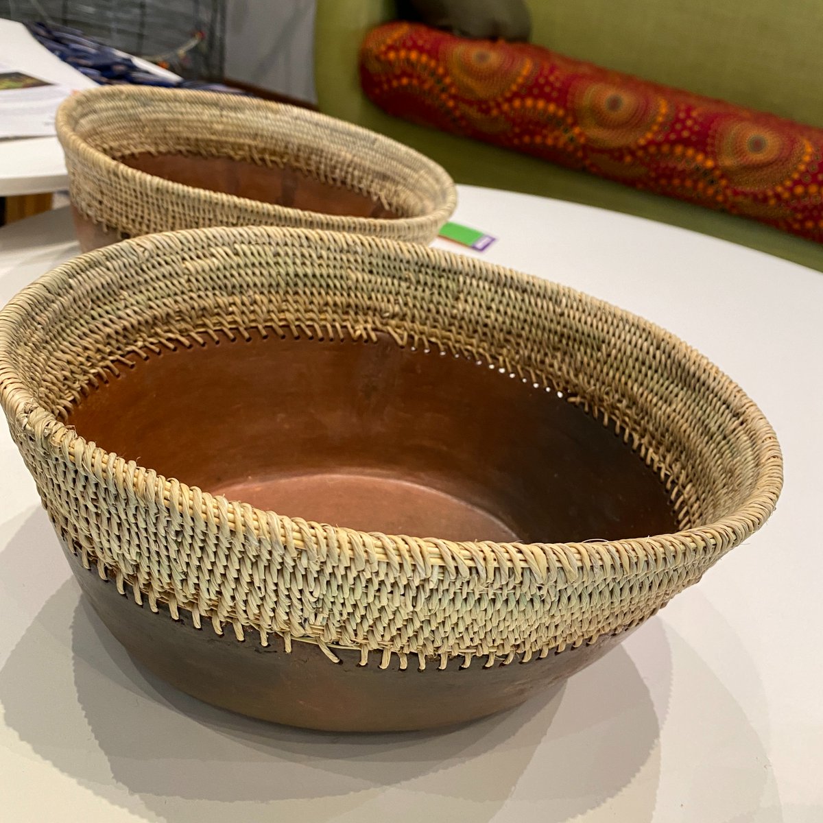 ZiaChoudhury's tweet photo. A collaboration between two #Motswana artists from Kanye.
Kentsenao Rotwane is a weaver. Gilbert Morekisi is a potter. They have brought together two very local traditions into one beautiful product.
I'm no expert, but this looks very marketable.
#HiddenTreasuresBotswana https://t.co/Aq2c7Yki2A