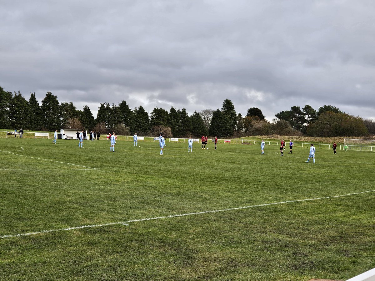 Guinness_Alan's tweet photo. Local football today...
@eastcraigiefc v Scone Thistle
#MonTheShipbuilders https://t.co/w7liNmA4xW