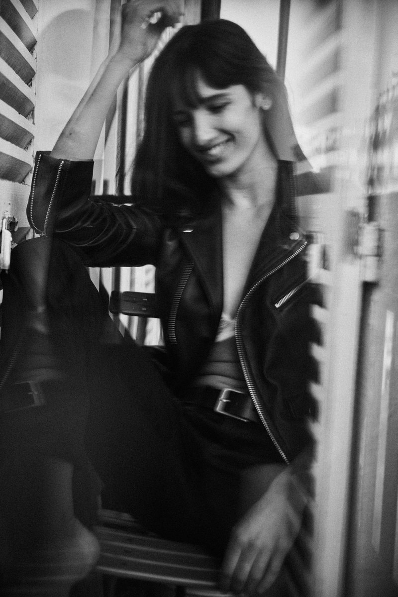 GrignonEmmanuel's tweet photo. @ambre.litwinsky Paris 2022

#paris #french #blur #blackandwhite #french #emmanuelgrignon https://t.co/XJkjQq3tKW