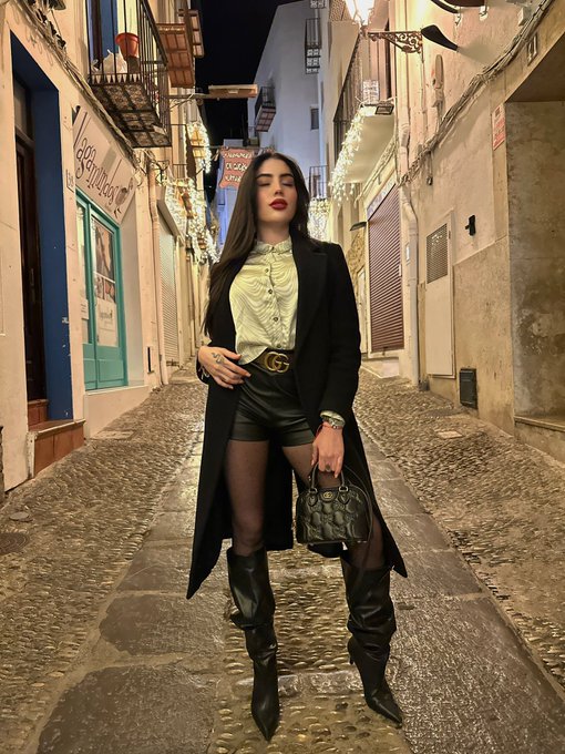 Ayer me la pas&eacute; muy bien en pe&ntilde;iscola 🤍🤍 https://t.co/tgTBR1Vwhu